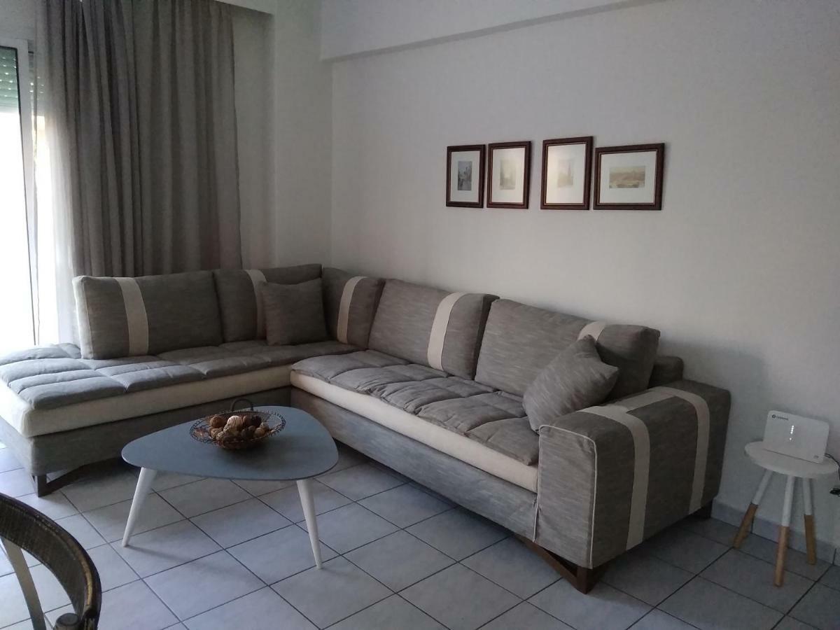 Gorginas Home Néa Péramos Eksteriør billede